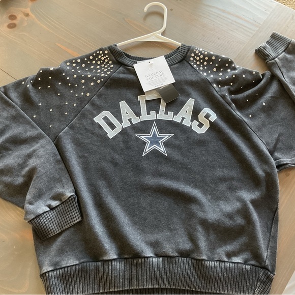 Dallas Cowboys Women's Black Crew Neck Sweater - Picture 1 of 3